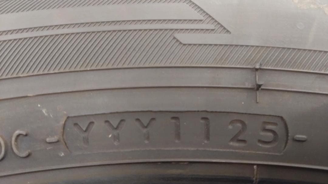 送料込 235/60R18 4本 9分山以上 ヨコハマBluEarth AE61