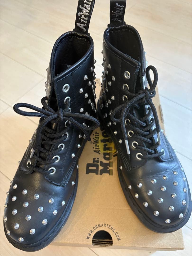 ⭐︎超美品⭐︎ドクターマーチンDr.Martensスタッズ ブラックミリタリーブーツ
