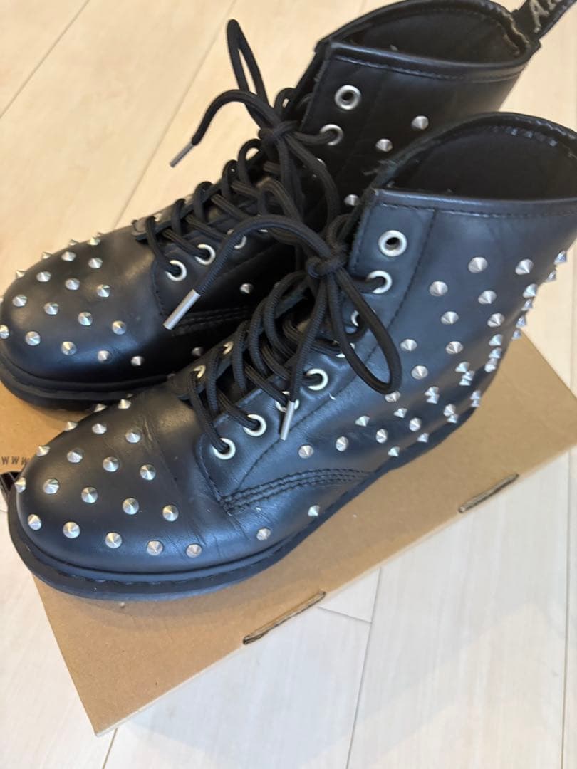 ⭐︎超美品⭐︎ドクターマーチンDr.Martensスタッズ ブラックミリタリーブーツ