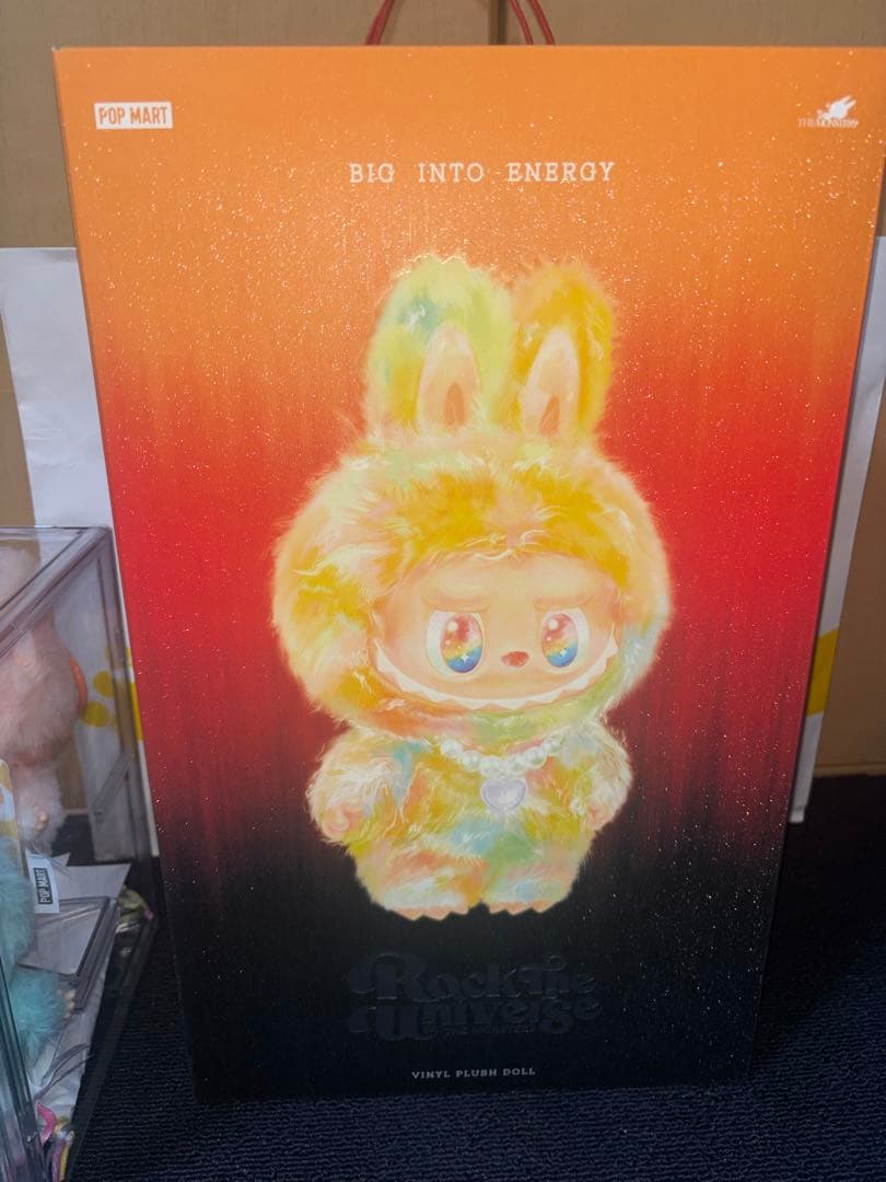 ゆ*う様 正規品ラブブ LABUBU ロックザユニバース
