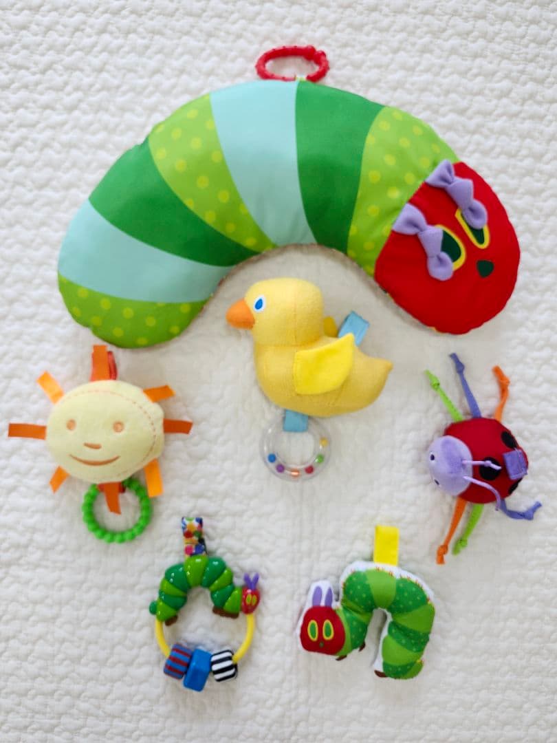 【美品】はらぺこあおむし　アクティビティプレイジム　エリックカール　日本育児