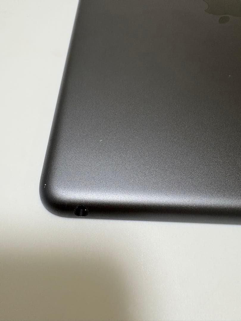 【美品・箱/付属品あり】iPad 第8世代 32GB スペースグレイ
