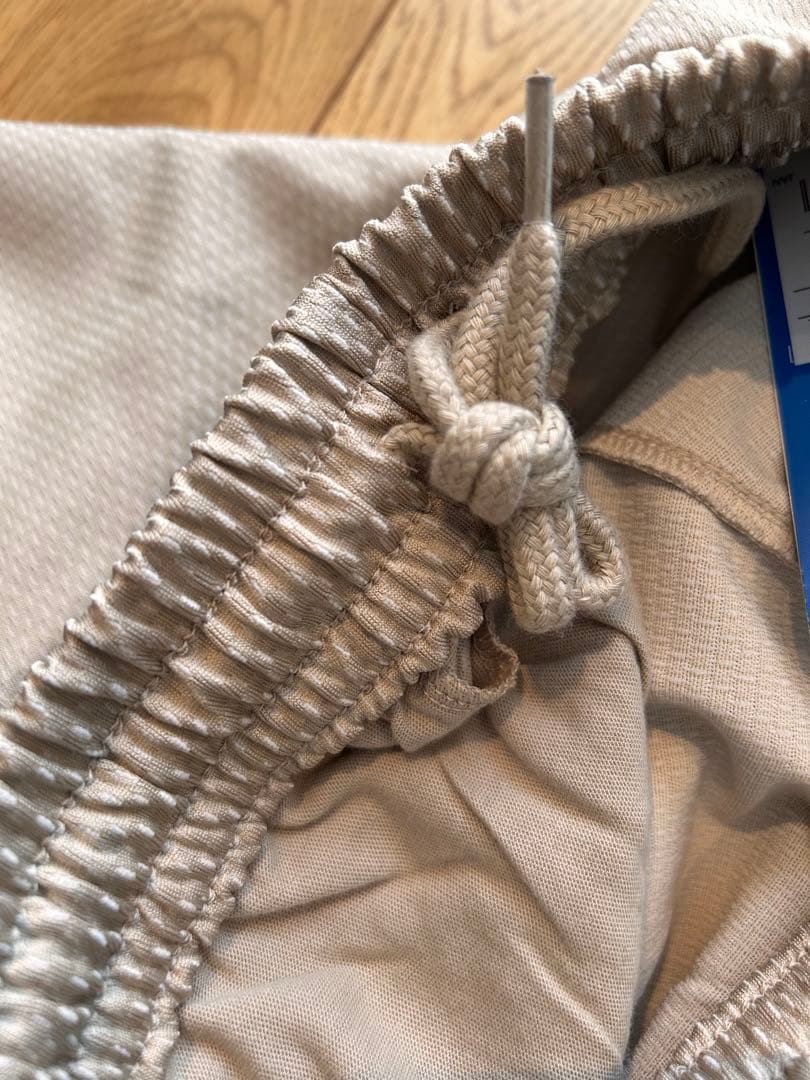 ★XS★ adidas ルーズ メッシュ トラックパンツ Stone Khaki