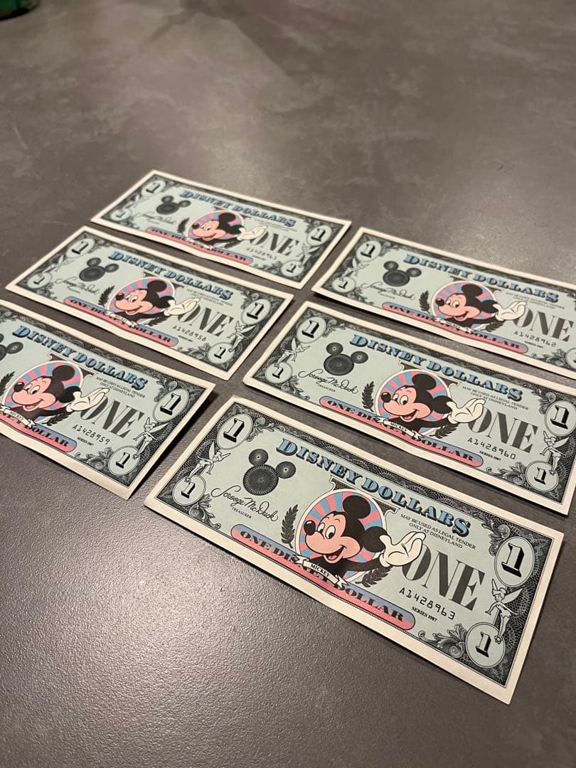 ディズニーダラー　外貨　古銭　記念紙幣　コレクション　6枚まとめ売り