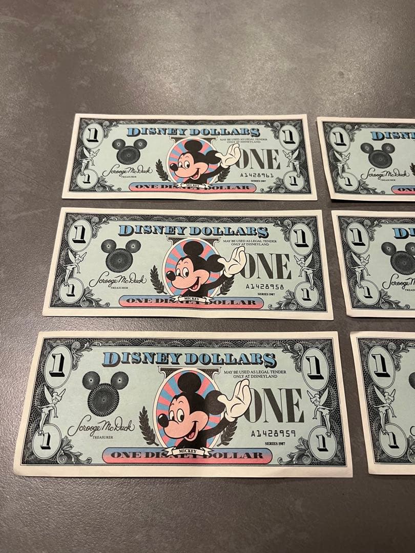 ディズニーダラー　外貨　古銭　記念紙幣　コレクション　6枚まとめ売り
