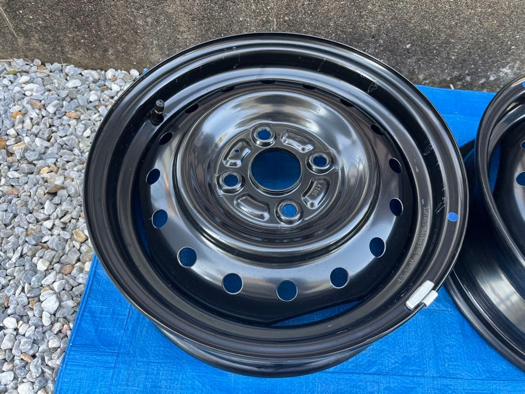 スズキ　MK94Sスペーシア純正ホイール　 ホイールキャップ4本　新車外し美品