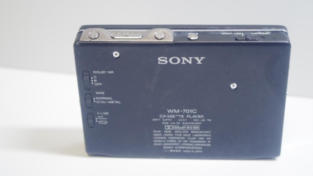 T0815 SONY WALKMAN WM-701C カセットプレーヤー