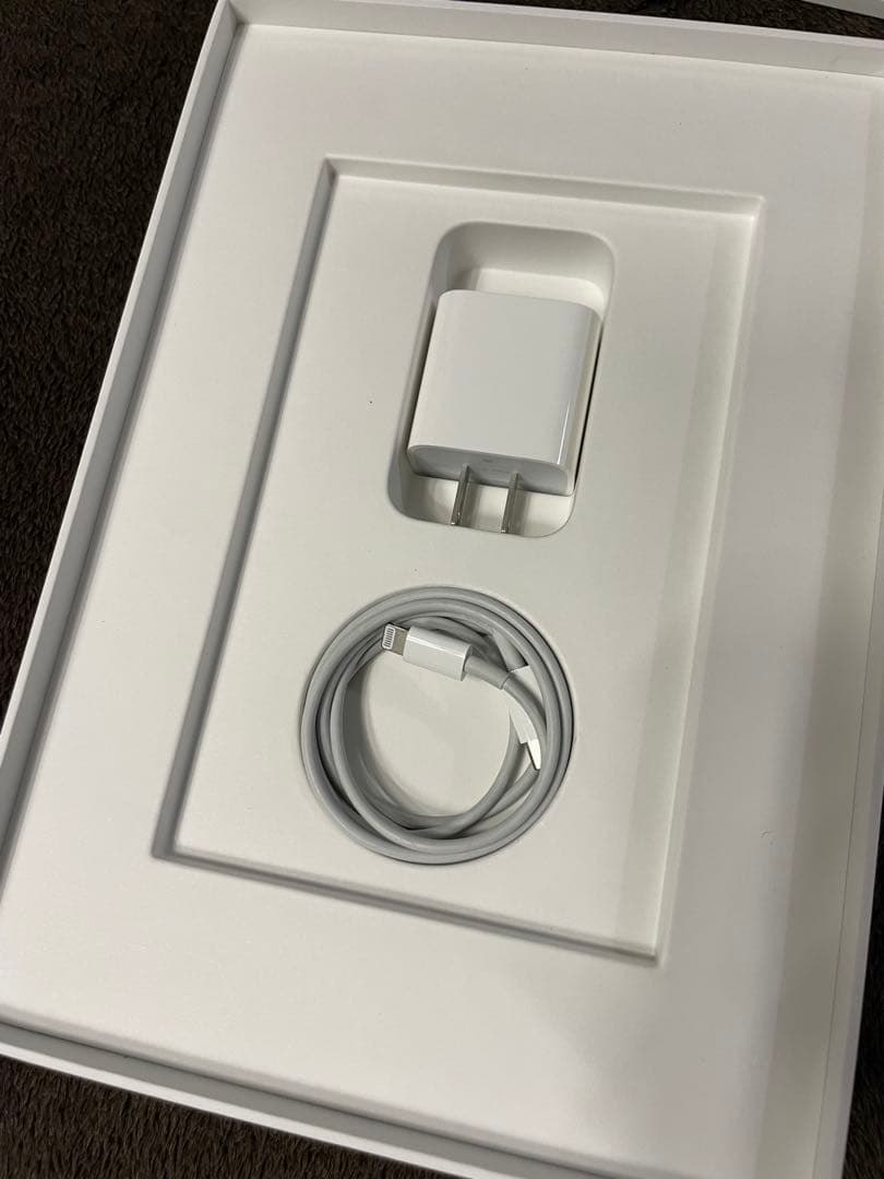 Apple iPad スペースグレー 本体 箱付き