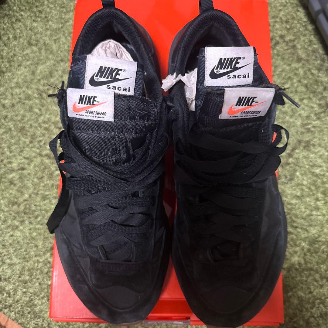 Nike sacai ブラックスニーカー