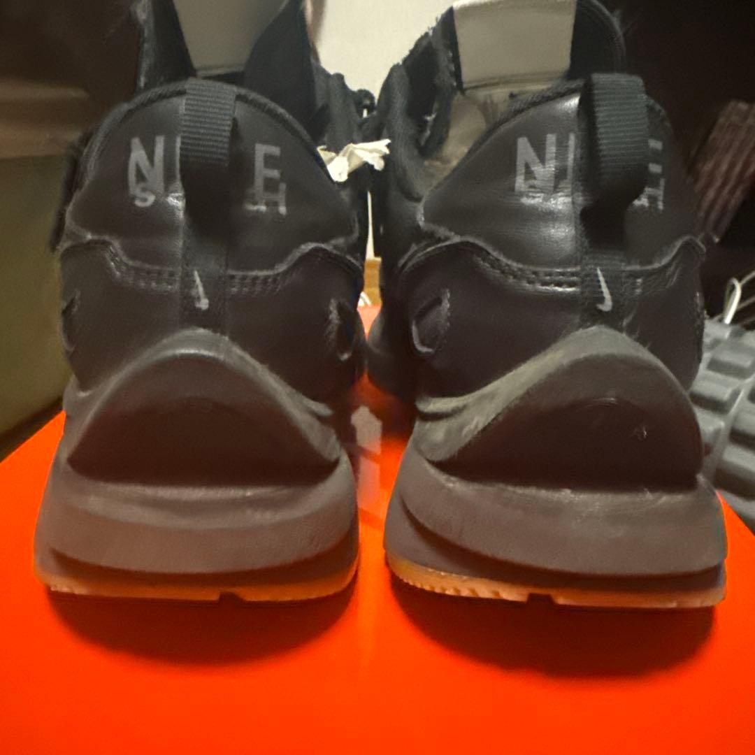 Nike sacai ブラックスニーカー