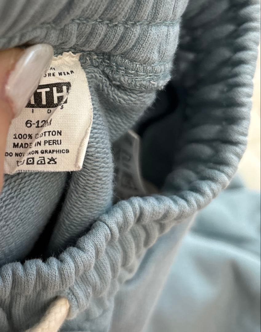 本日限定最終値下げ‼︎ kith パーカー　セットアップ