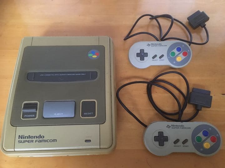スーパーファミコン本体　おまけ付き