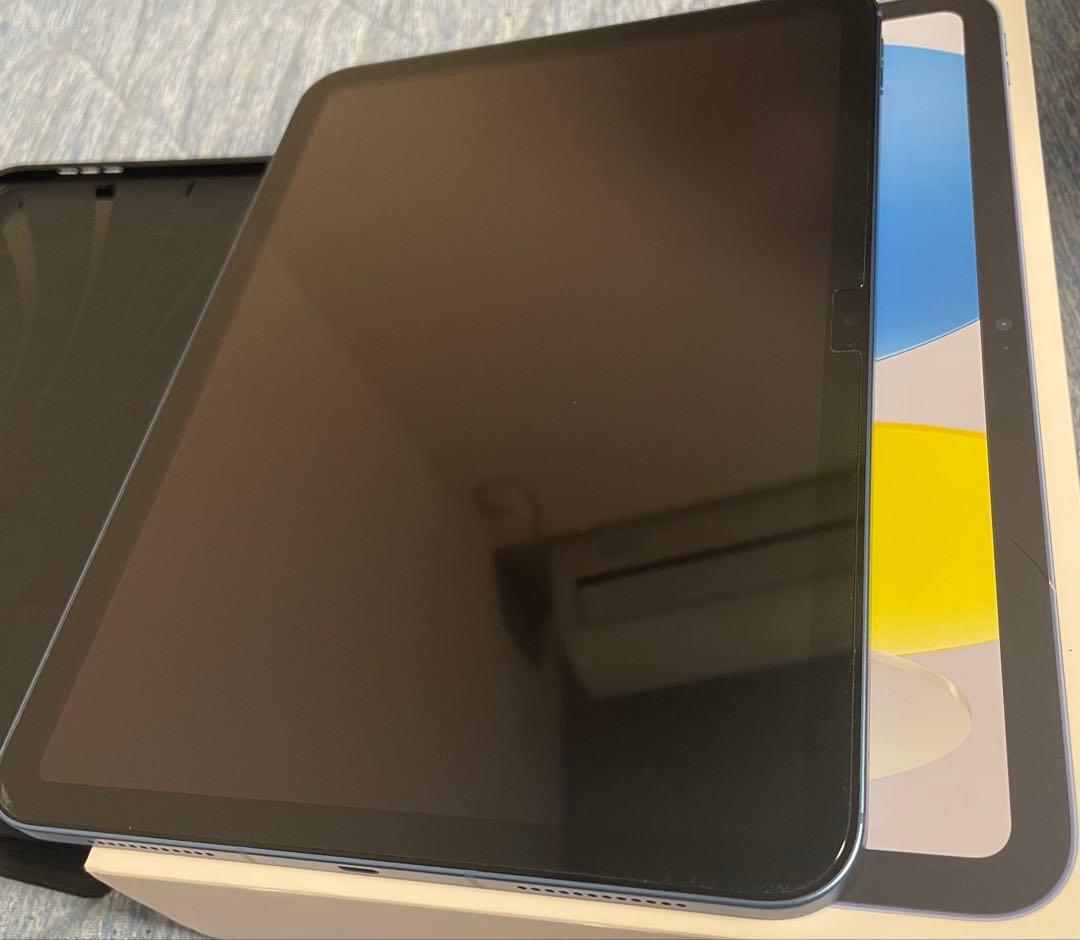 iPad 10世代 Wifi + 5Gモデル 本体 + SPIGENケース