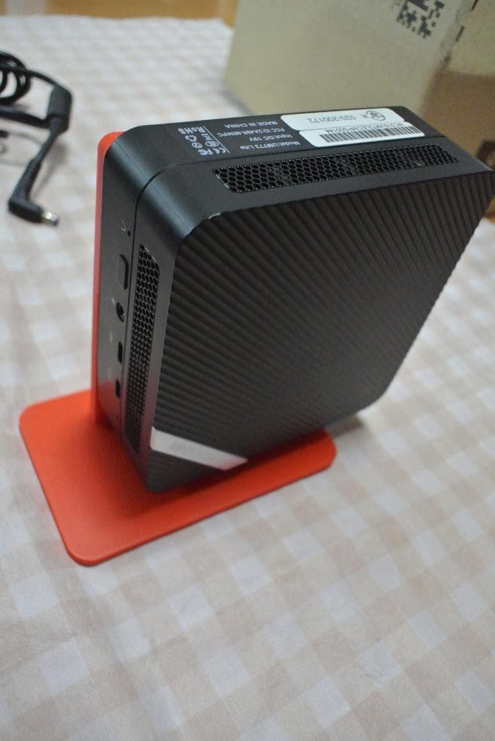 MINISFORUM UM773 Lite Ryzen7 7735HS動作品