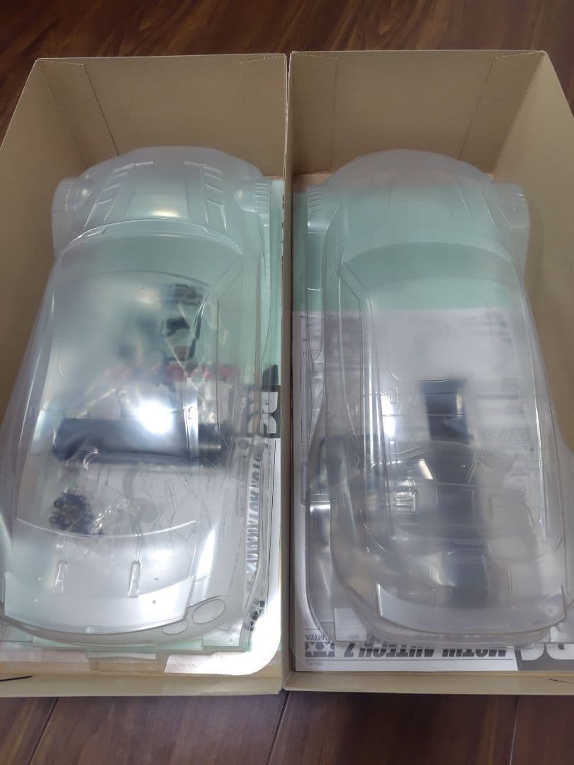 タミヤ 1/10 モチュール オーテック Z & GT-R ボディ motul