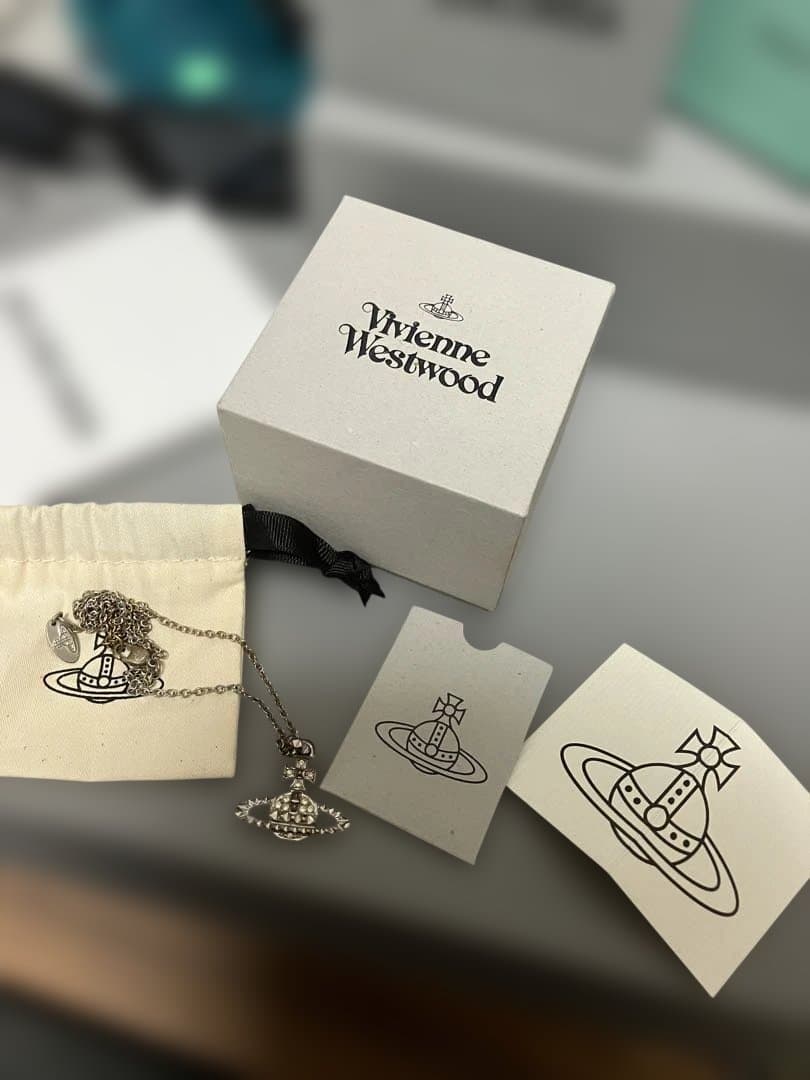 Vivienne Westwood ネックレス　きらり