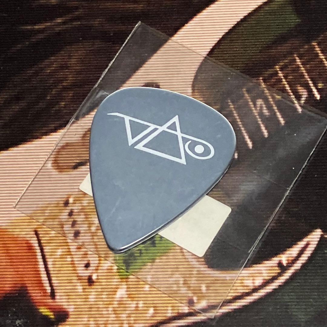 新品未開封品　STEVE VAI 非売品ギターピック付き　LIVEDVD