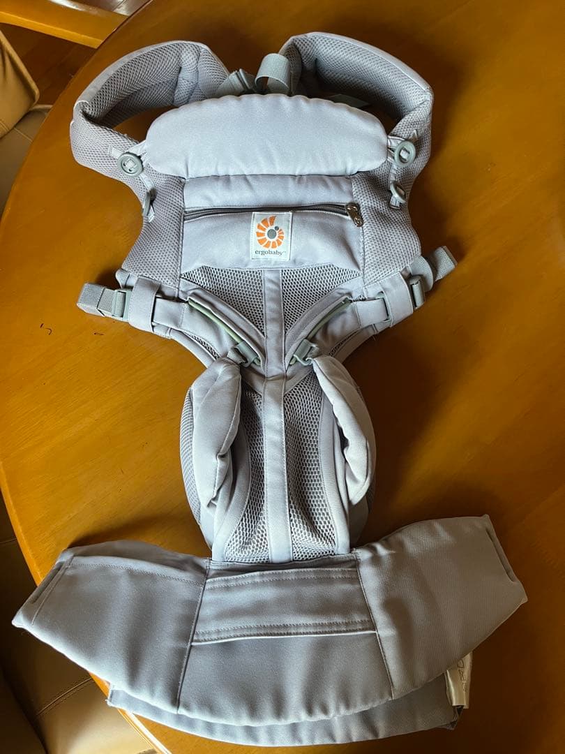 美品　エルゴ オムニ360 パールグレー