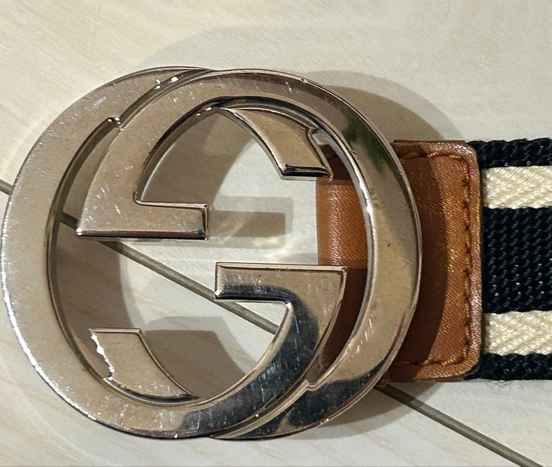 GUCCI ダブルGロゴ キャンバスベルト