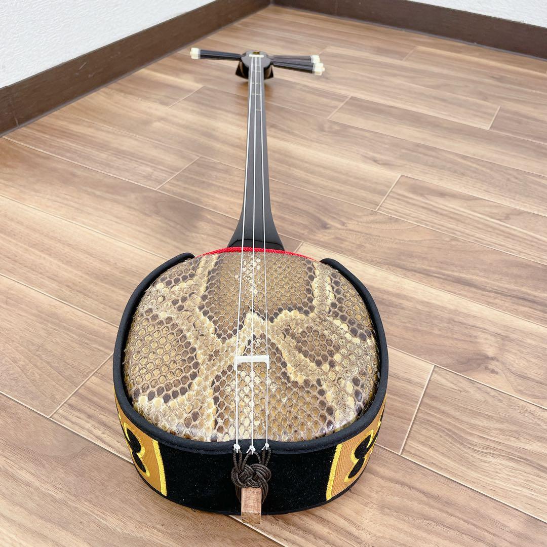 沖縄　三線　和楽器　本蛇皮　ケース付き