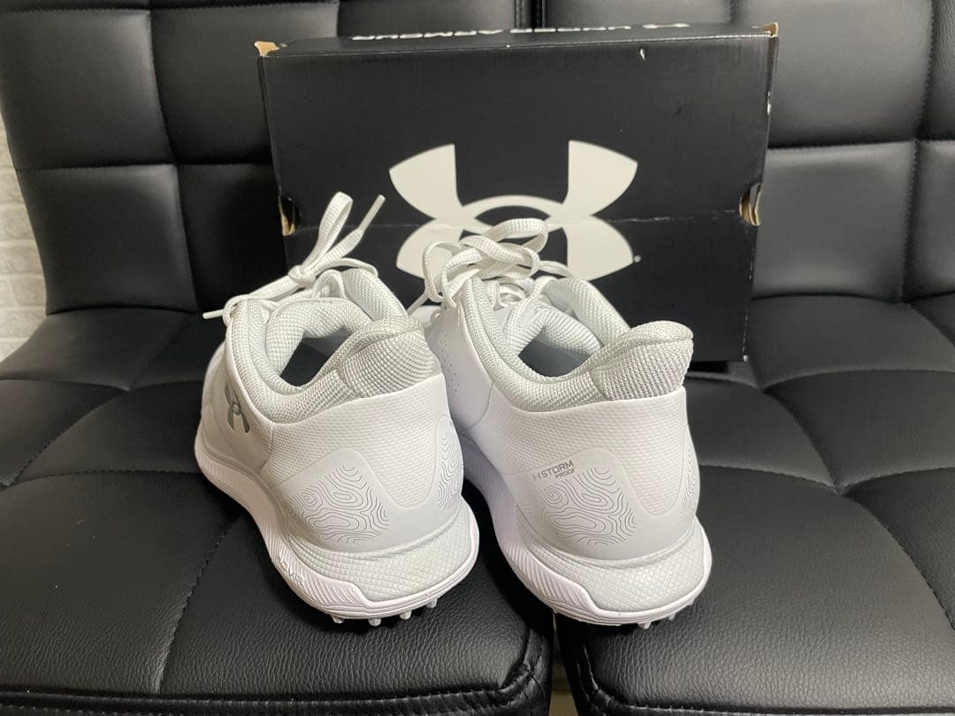 新品！Under Armour ゴルフシューズ 24センチ