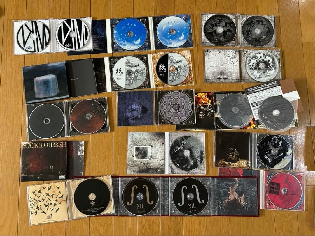 the GazettE CDシングル.アルバム33枚セットなど、購入限定特典あり
