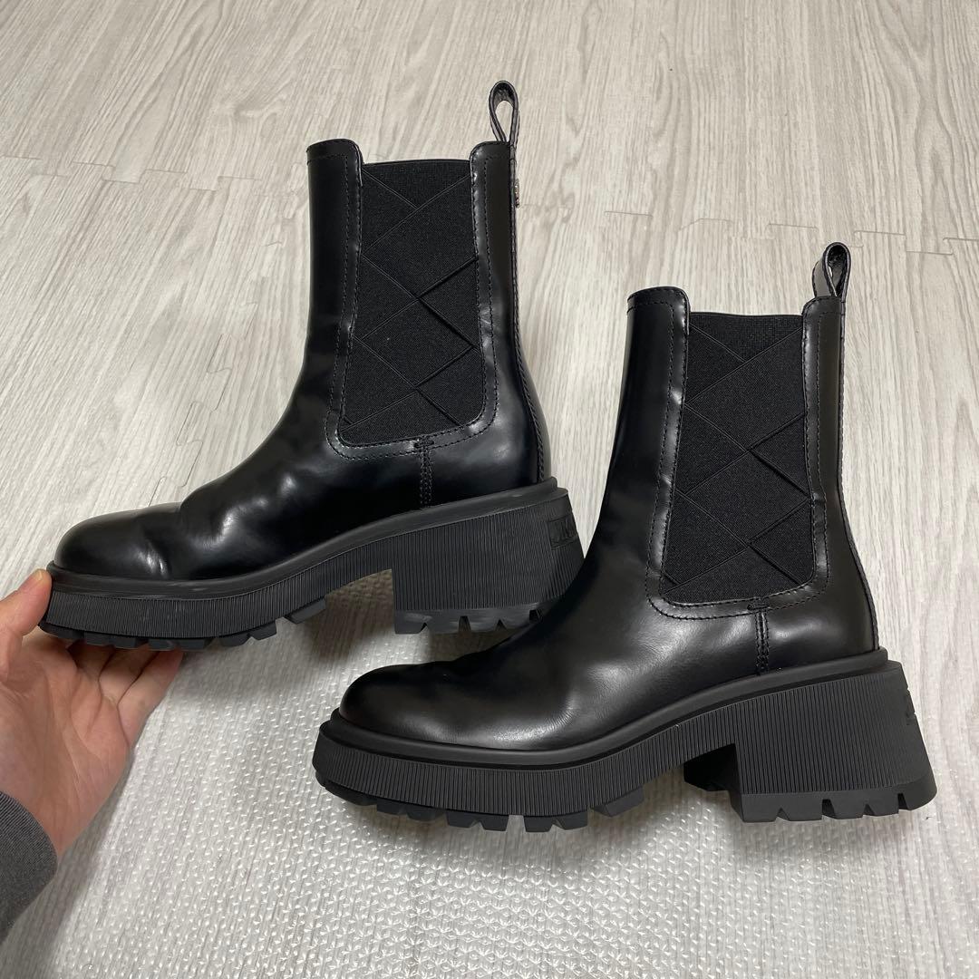 【極美品】今期25AW 定価15万 JIMMY CHOO ジミーチュウ ブーツ