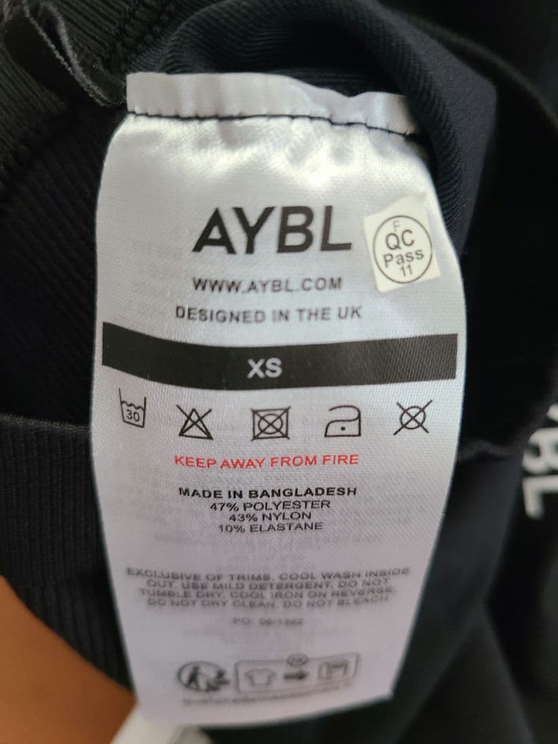 AYBL トレーニング用　ショートパンツ　レディース 筋トレ　XSサイズ