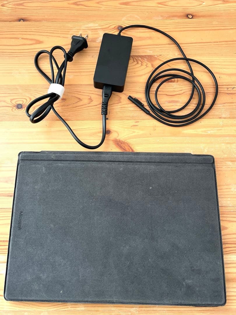 Microsoft Surface Pro 5 中古