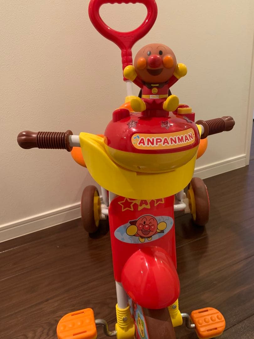 アンパンマン　三輪車　手押し車　散歩　キッズ