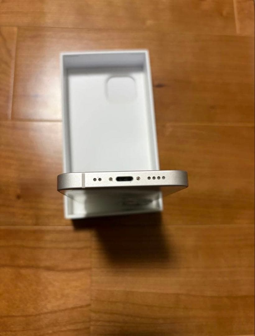 美品 iPhone 13 mini simフリー　ホワイト箱付き