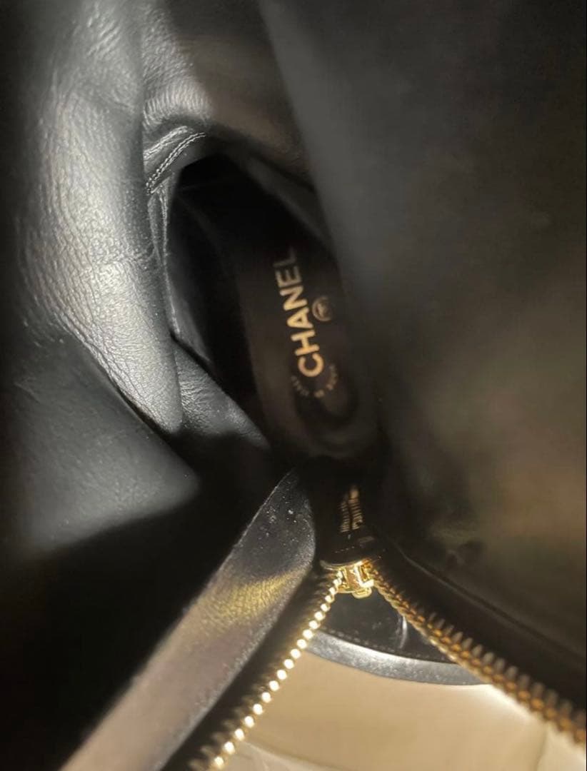 CHANELシャネルロングブーツブラックベルベットレザーフラットCCロゴ37C