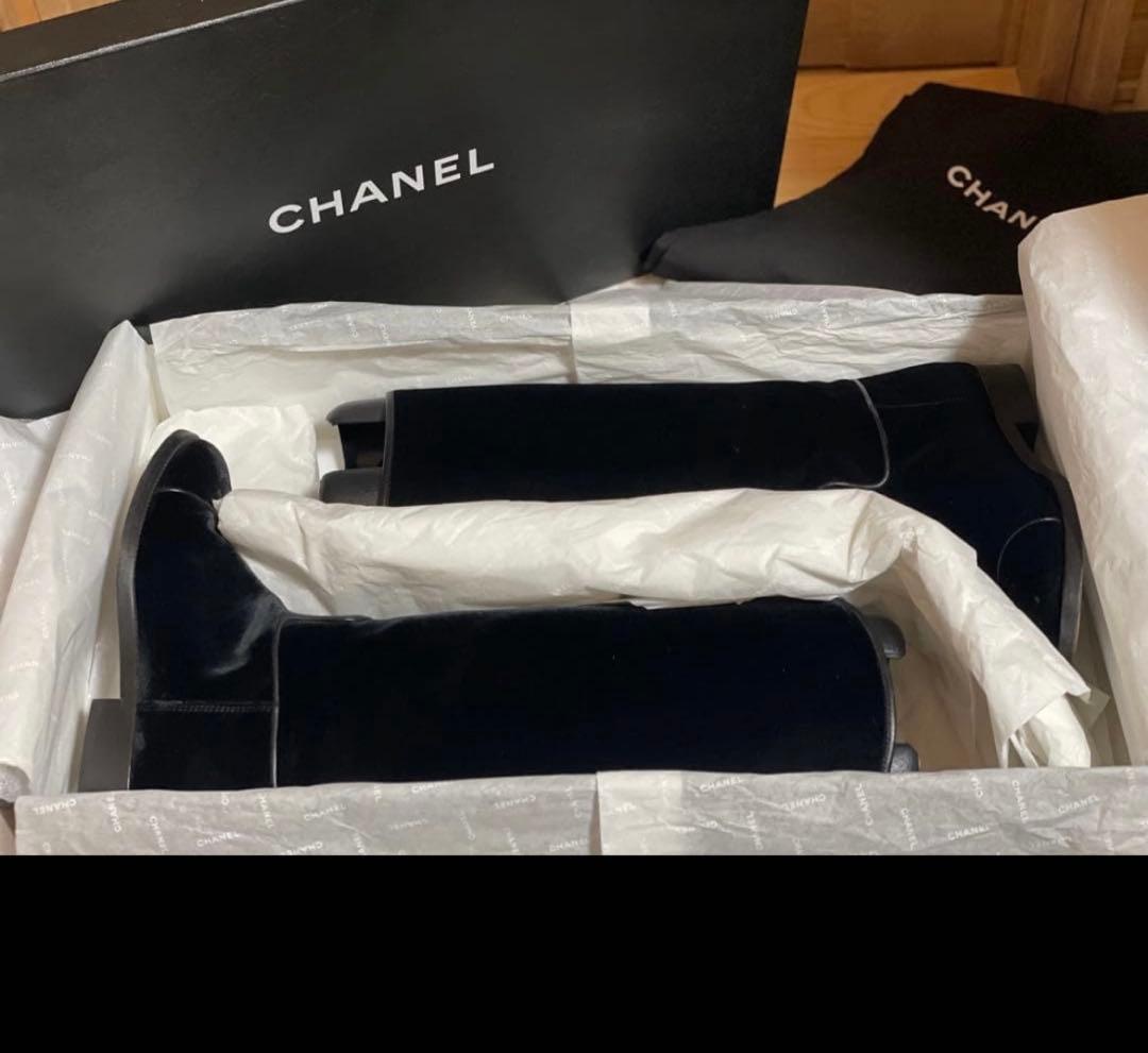 CHANELシャネルロングブーツブラックベルベットレザーフラットCCロゴ37C