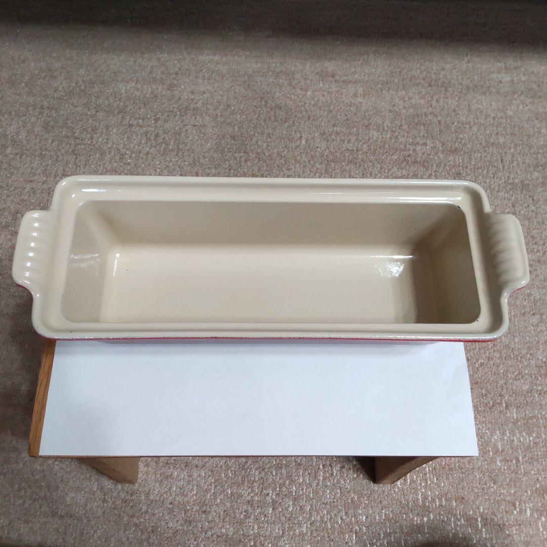 LE CREUSET・ルクルーゼ・テリーヌ型 28cm・ チェリーレッド