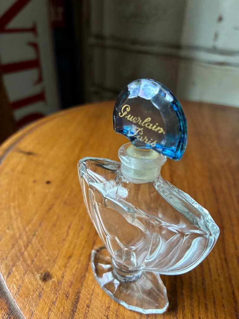 olivia 様専門です　ガラス　パフューム　ボトル　香水瓶　ゲラン　シャリマー