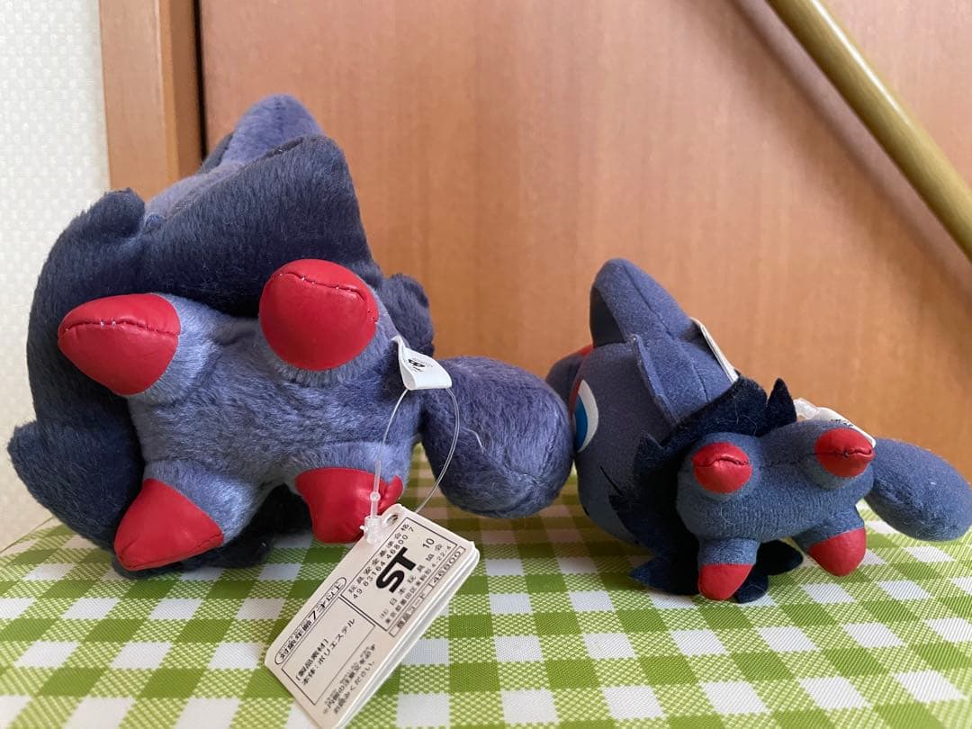 ゾロア　ぬいぐるみ 大小2体セット　ポケモン