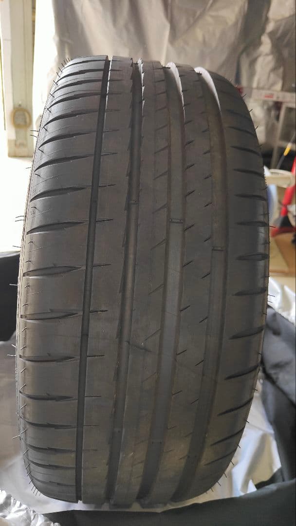 ミシュラン パイロットスポーツ 4 215/40 18　1本