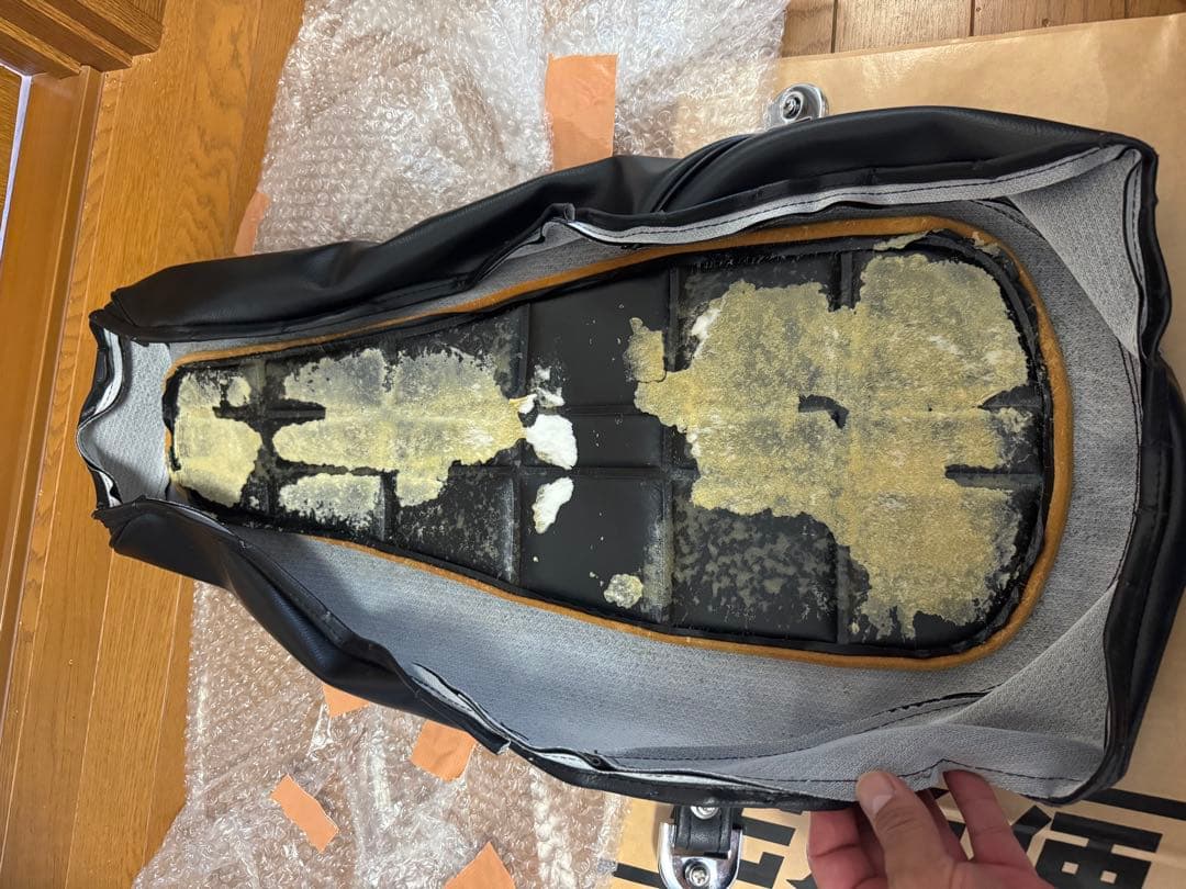 新品KAWASAKI z1 z2MRSダブルアンコ抜き 張り替え表皮ベルトセット