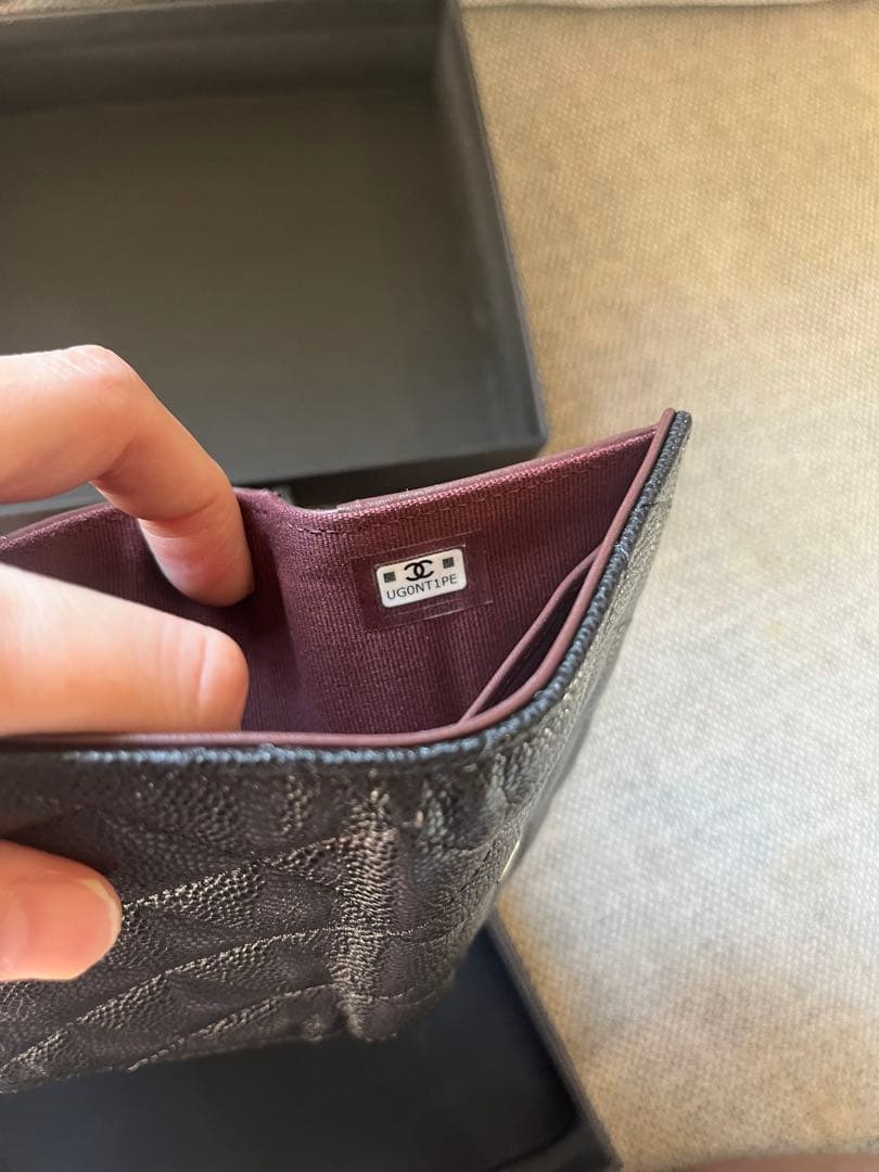 極美品　CHANEL スモールフラップ　ブラック 三つ折り財布　キャビアスキン