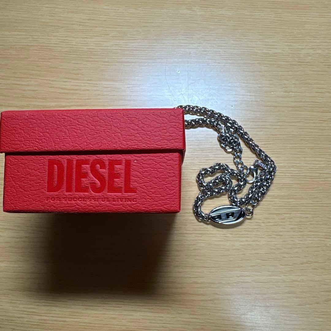 DIESEL シルバーチェーンネックレス