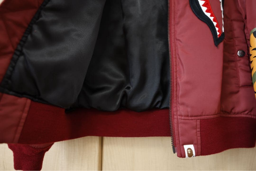 A BATHING APE エイプ SHARK MA-1 ボンバージャケット