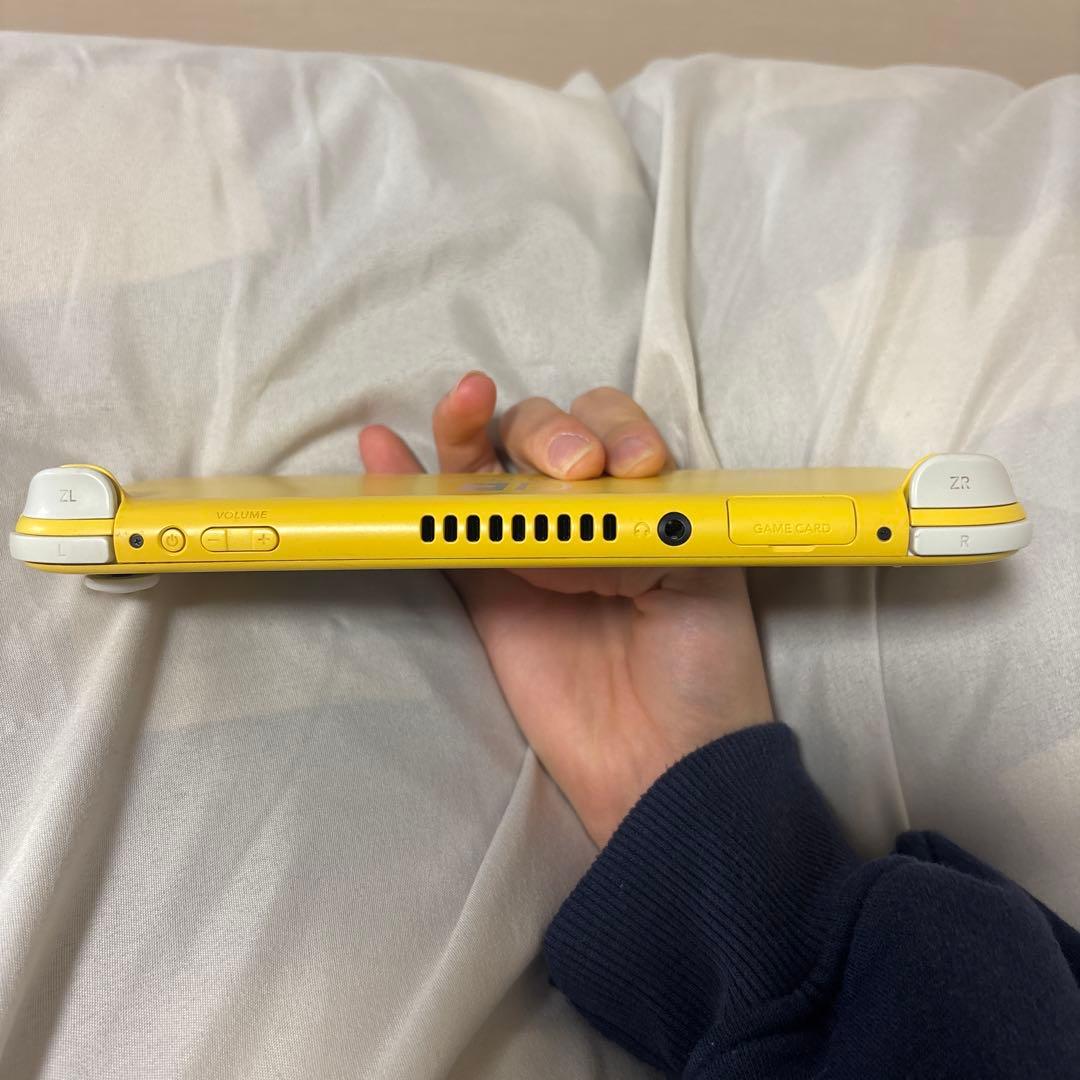 d*2様 Nintendo Switch Lite イエロー