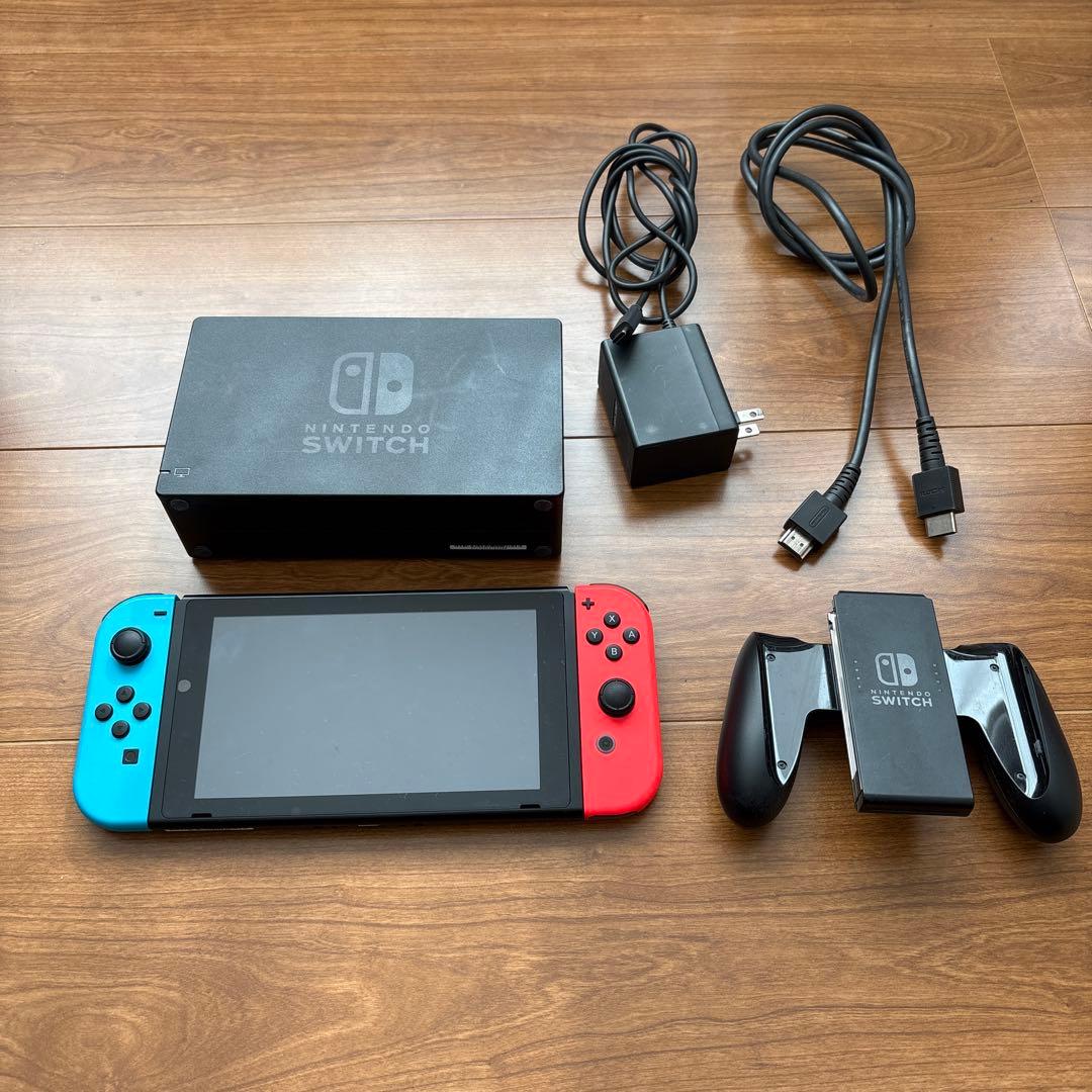 Nintendo switch 本体　周辺機器