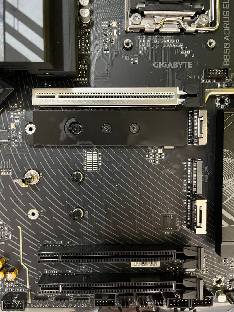 GIGABYTE B850 AORUS ELITE WiFi 7 使用1ヶ月程度