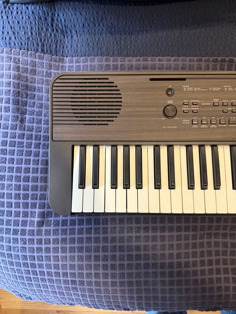 ヤマハ 電子キーボード PSR-E360 61鍵盤 + ペダル + ケース付き