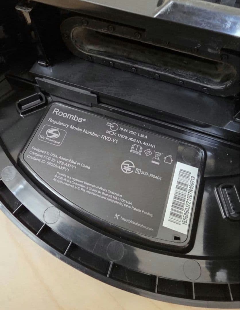 イ*ー様 【長期保証付・美品】Roomba i5+ 自動ゴミ収集機 iRobot