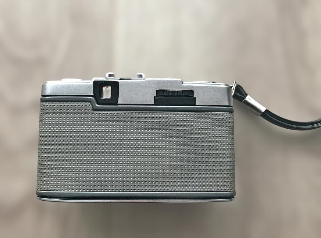 OLYMPUS PEN EE-2 コンパクトカメラ