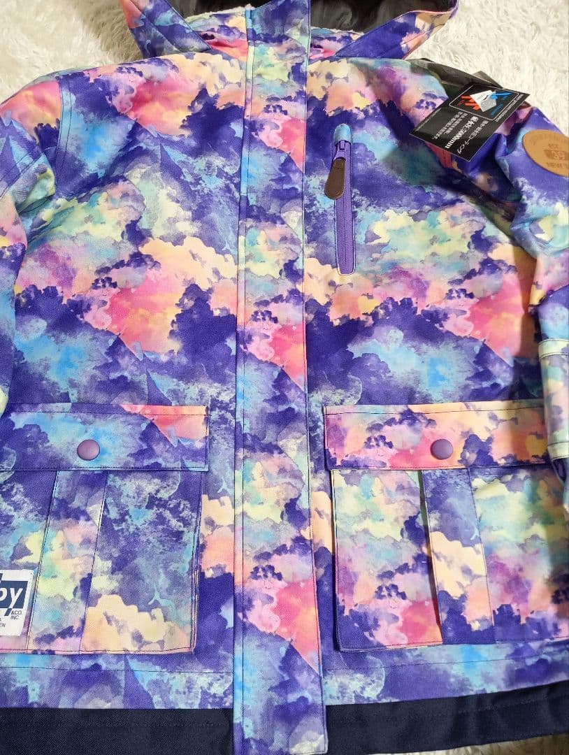 cosby 新品タグ付き　スキーウェア　上下セット　140cm