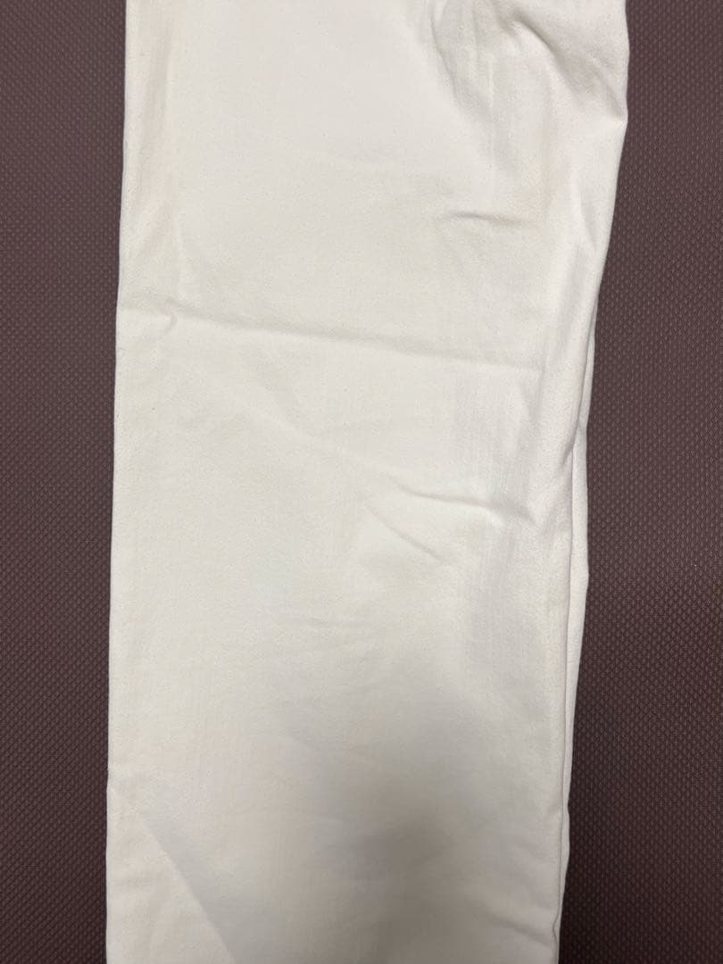 「ヤヌーク」SpillProof加工 ワイドストレート デニムパンツ