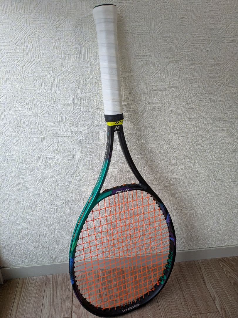 ヨネックスVcore pro100 300g 中古